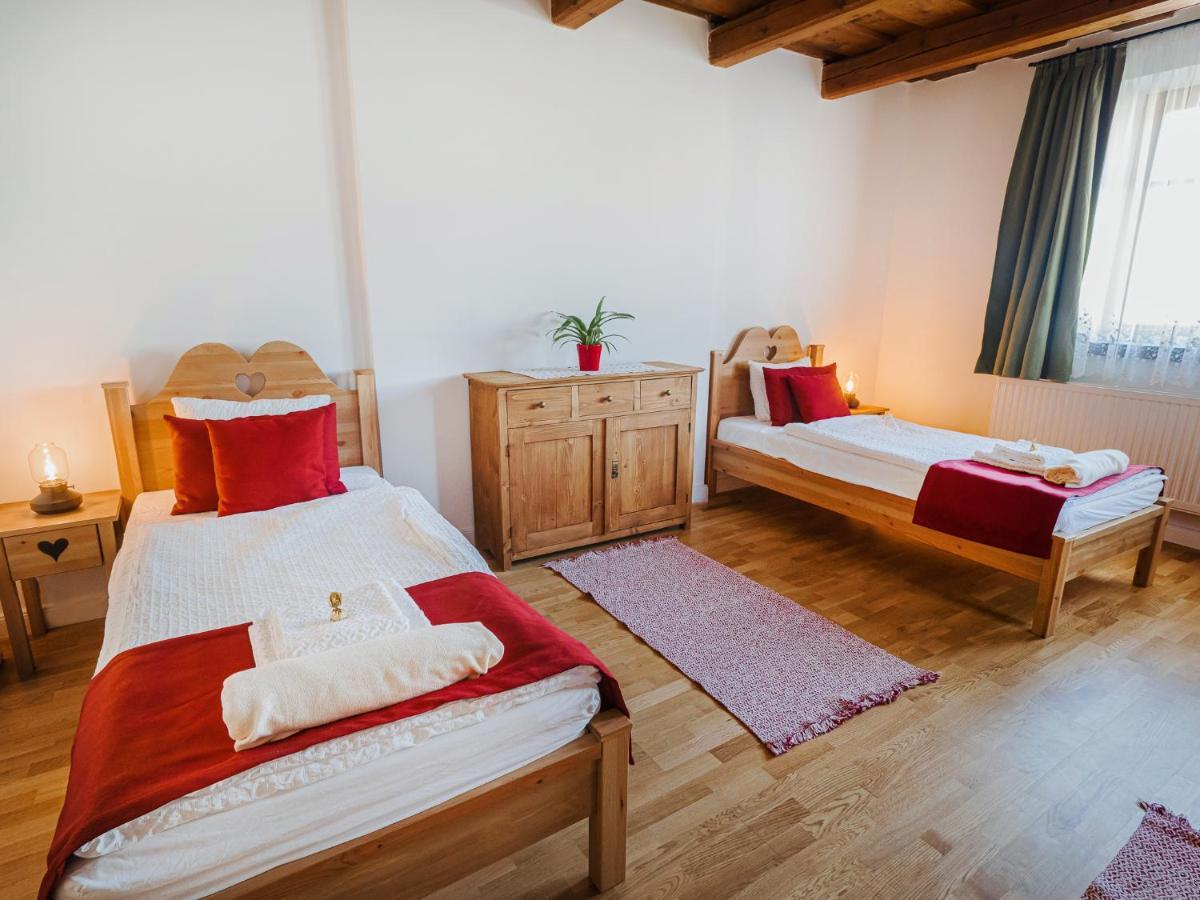 Ferienwohnung A Mi Kishazunk Vendeghaz Szomod Exterior foto