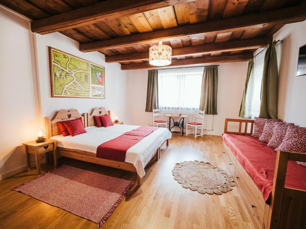 Ferienwohnung A Mi Kishazunk Vendeghaz Szomod Exterior foto